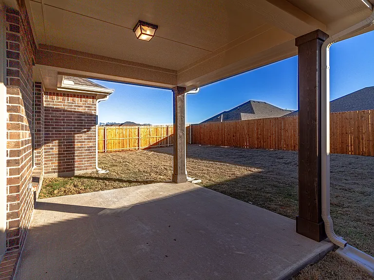 3004 Teak Dr — Photo 33