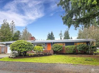 758 N 198th St, Seattle, WA