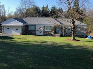 9350 Mayfield Rd, Chesterland, OH 44026