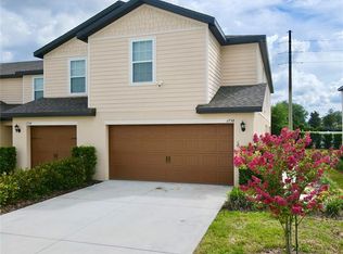 1738 Wynford Cir, Tavares, FL 32778
