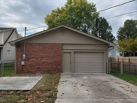 2nd image of 1648 Redwood Dr