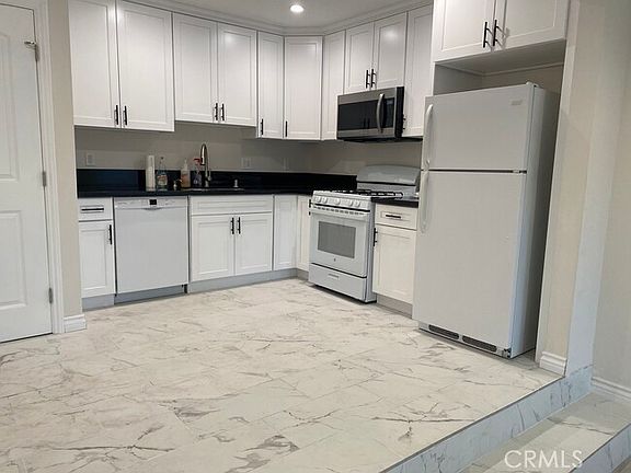 3rd image of 16747 Bermuda St