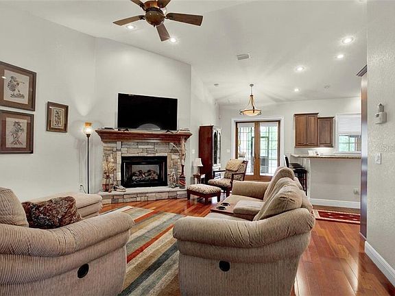 2nd image of 11451 Schaefer Ln