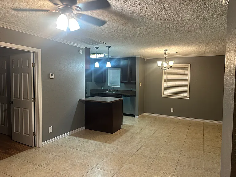 6325 Heards Ln — Photo 12