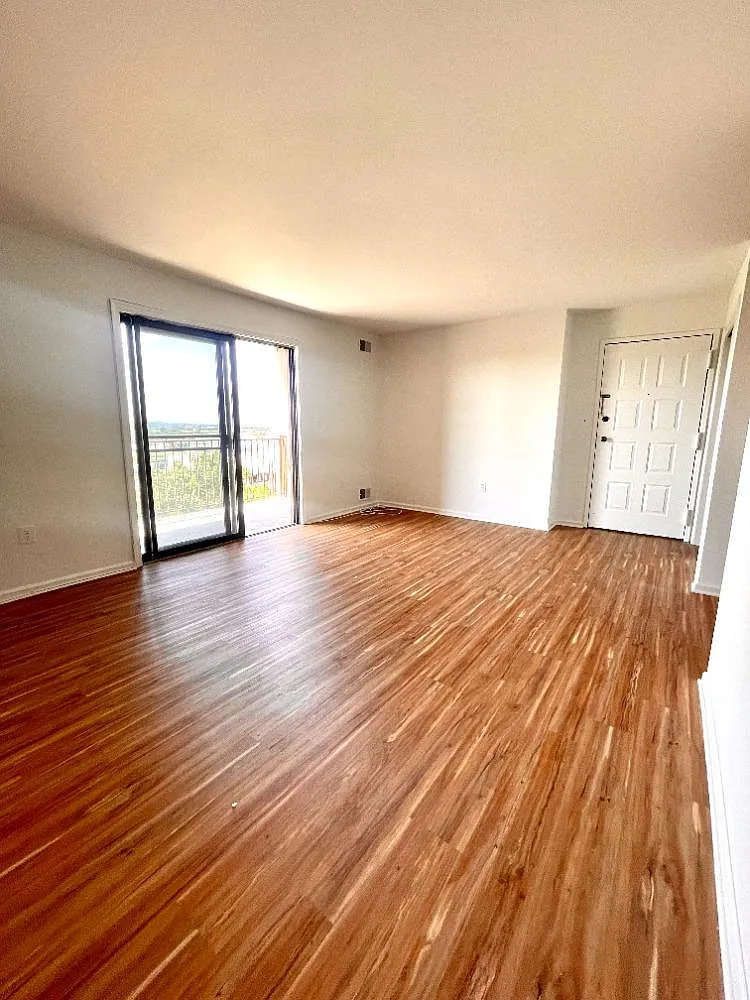 2 bed, 1450 sqft, $2,675 — Photo 1
