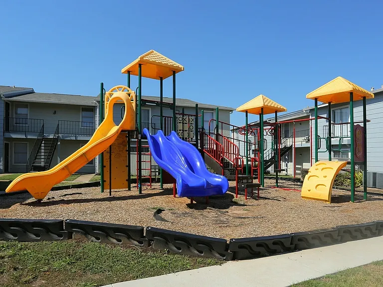 ashford-briar-point-houston-tx-playground