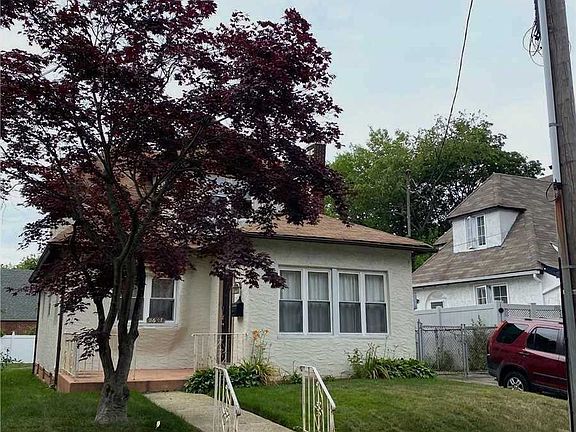 2nd image of 18607 Jordan Ave