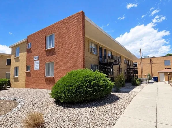 2455 S Gaylord St APT 8, Denver, CO 80210