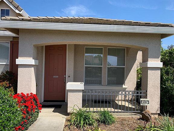 4th image of 9827 Westfalen Way