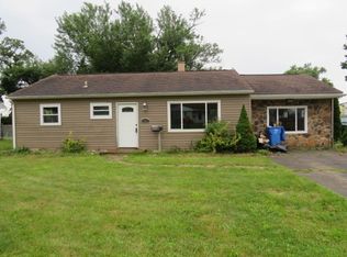 10912 Carlson Dr, North Huntingdon, PA 15642