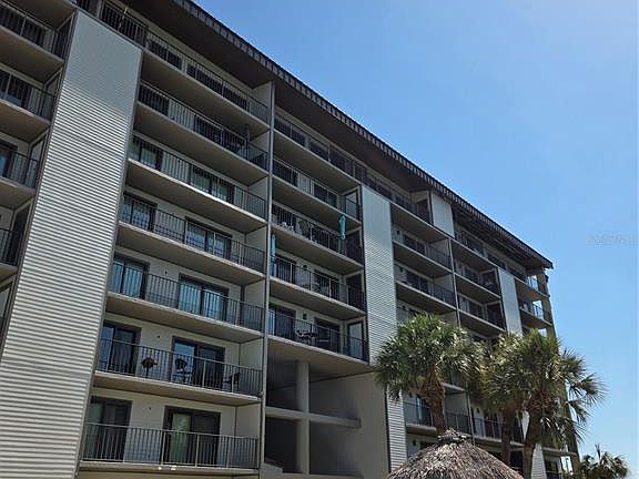 3rd image of 650 Island Way APT 202