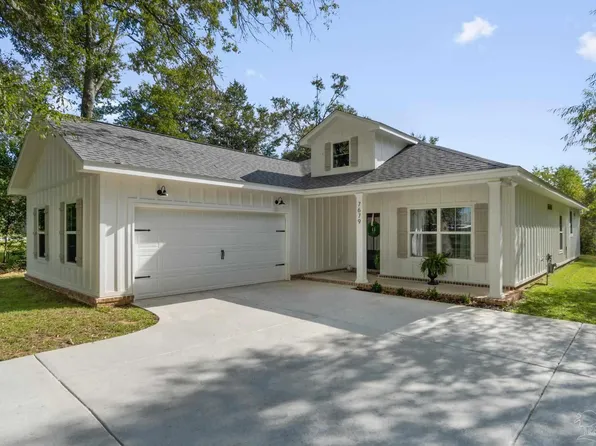 4853 Aleff Rd, Pace, FL 32571