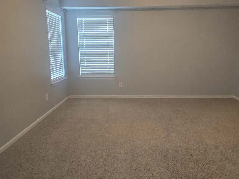 158 Eagleton Cir — Photo 10