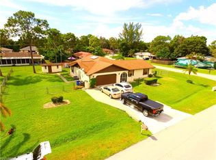 18564 Sebring Rd, Fort Myers, FL 33967