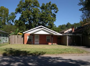 911 Aurora St, Houston, TX 77009