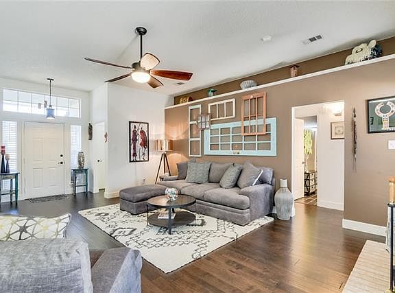 4th image of 3222 Morning Dove Ln