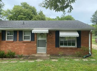 3857C Saunders Ave, Nashville, TN 37216