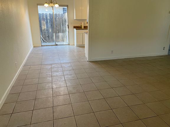 2nd image of 391 Jill Cir #393