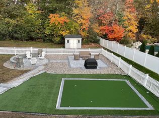 2 Taggart Ct, Ashland, MA 01721