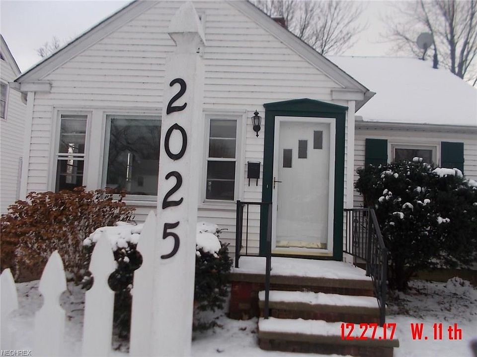 1st image of 2025 W 11th St