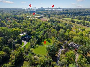 244 Barton Shore Dr, Ann Arbor, MI 48105