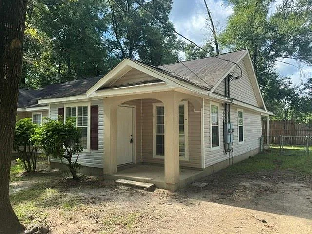 132 Bayou Sara Ave #114-B — Photo 2