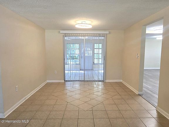 3rd image of 7806 Yucca Dr