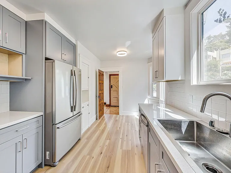 785 Mangels Ave — Photo 13