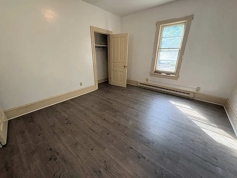316 S Spring St #3 — Photo 5