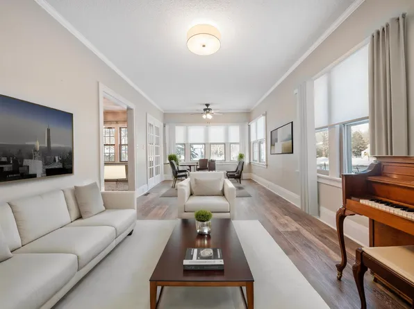 1304 Cedar St, Alexandria, MN 56308