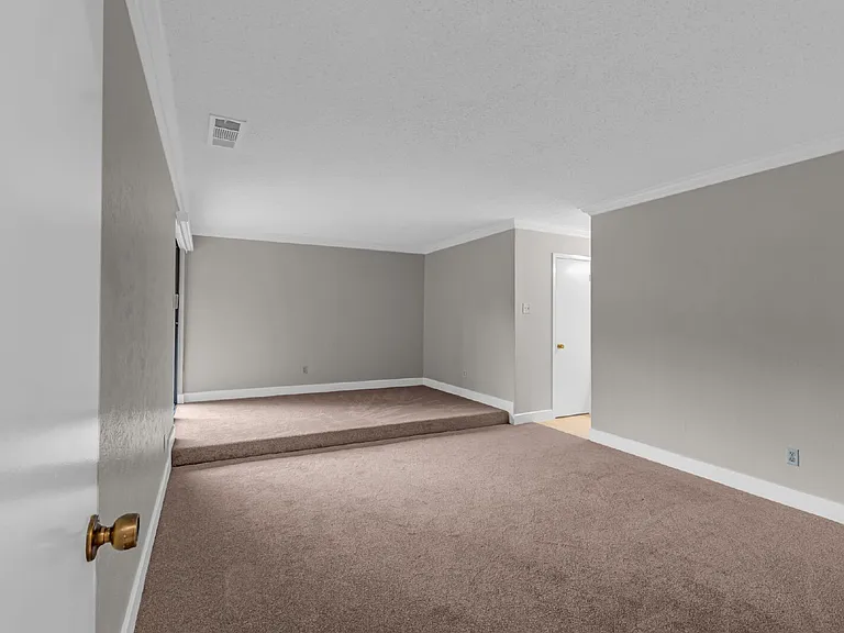 1906 Arvada Dr — Photo 19