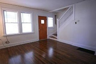 1st image of 847 Carpenter Ave