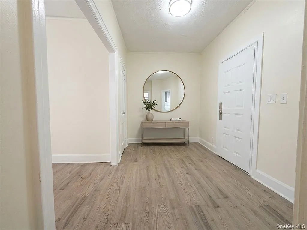 9 Morningside Ave — Photo 1