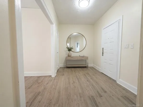 9 Morningside Ave, Yonkers, NY