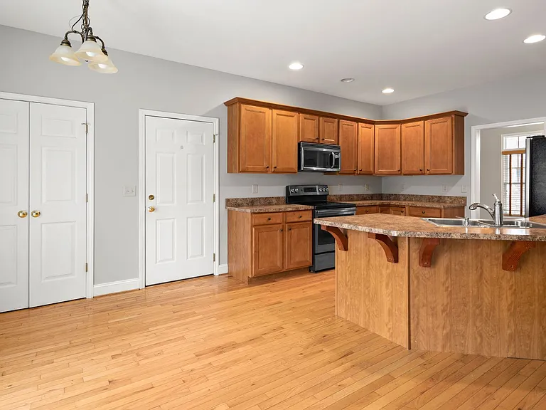 6 Winding Oak Dr — Photo 9