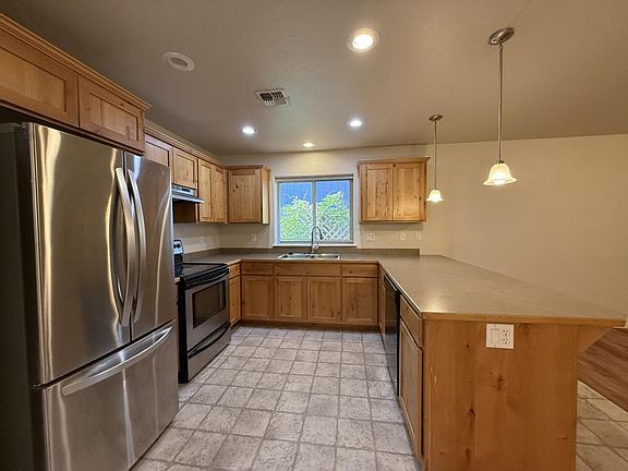 5th image of 2150 NW Tara Ln