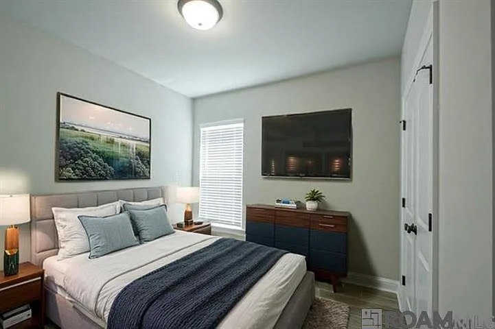 10921 Maitland Ave — Photo 12