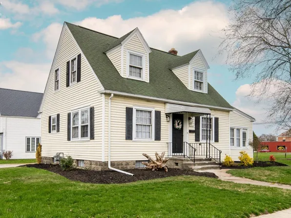 1200 E State St, Fremont, OH 43420