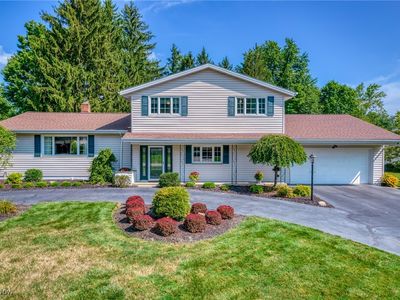 6777 Eastgate Dr, Mayfield Village, OH, 44143
