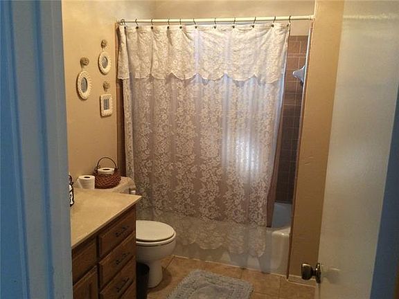 4th image of 4605 Bellefontaine Ct