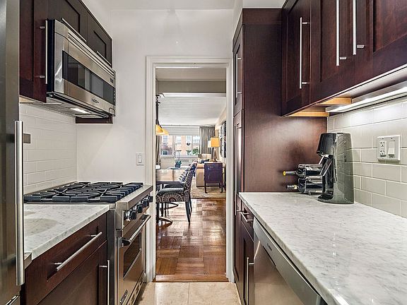 3rd image of 35 Park Ave APT 4A