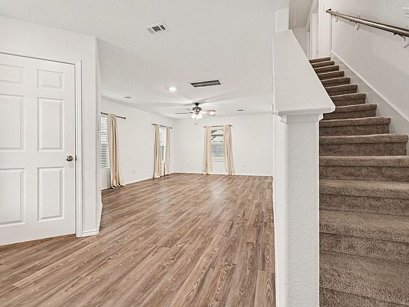 5th image of 5929 Rimini Landing Ln