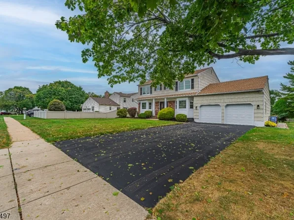 75 Royce Brook Rd, Hillsborough Twp., NJ 08844