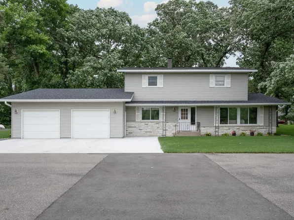 2698 17th St N, Sartell, MN 56377