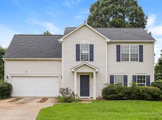 6403 Wedron Ct, Charlotte, NC 28216