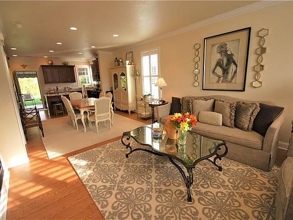 4th image of 125 Villa Ct