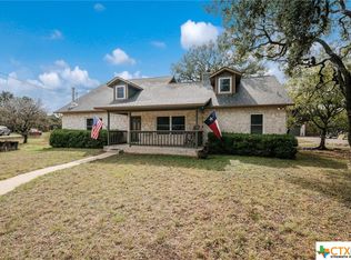 5052 Honeysuckle Br, Bulverde, TX 78163