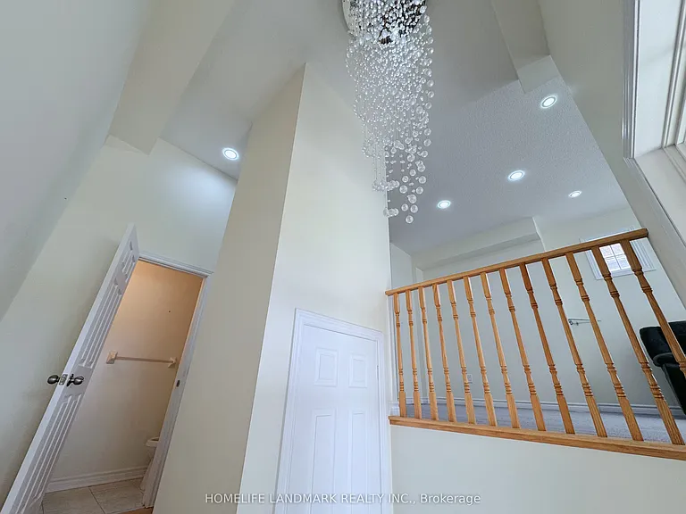 29 Sharbot Ln — Photo 4