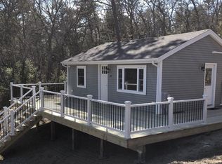 29 Pokanoket Rd, Plymouth, MA 02360