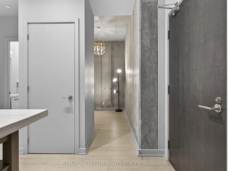 11 Charlotte St #204 — Photo 3